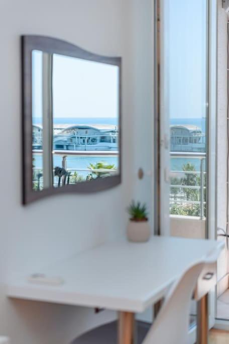Grand View Apartment ドゥラス エクステリア 写真
