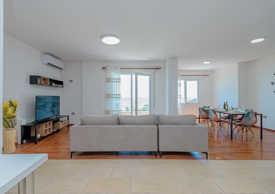 Grand View Apartment ドゥラス エクステリア 写真